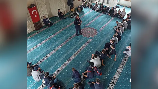 Ramazana özel izci kampı tamamlandı