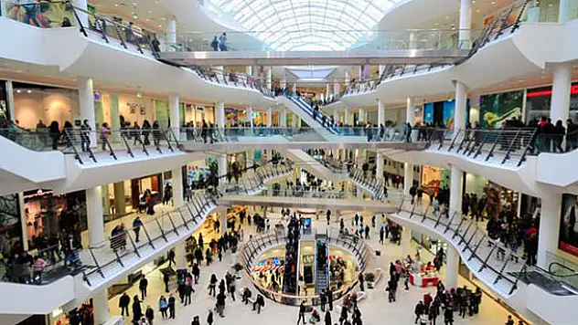 Ramazanda AVM'lerin kapanış saatleri uzatıldı