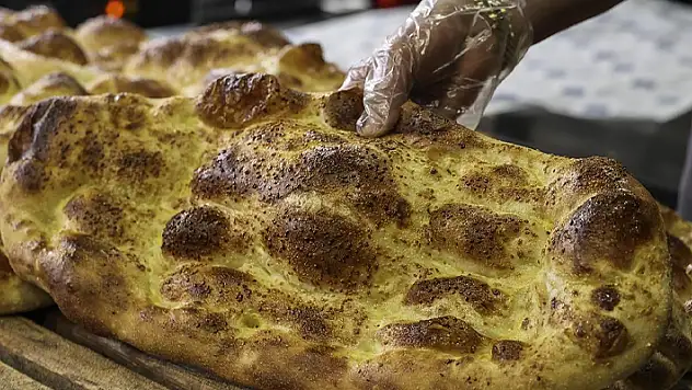 Ramazanın ilk iftarı bugün yapılacak
