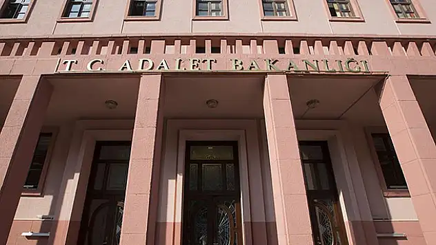 Raporunu zamanında teslim etmeyen bilirkişiler takipte