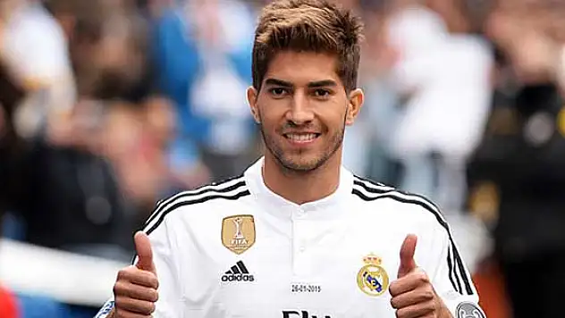 Real Madrid Silva'yı basına tanıttı
