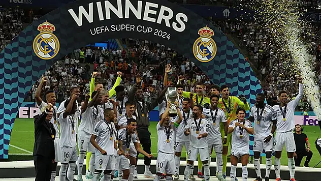 Real Madrid UEFA Süper Kupa'nın sahibi oldu
