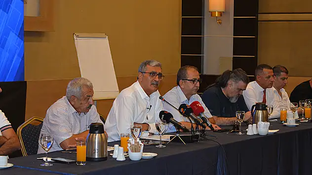 Recep Konuk, adaylığını resmen duyurdu