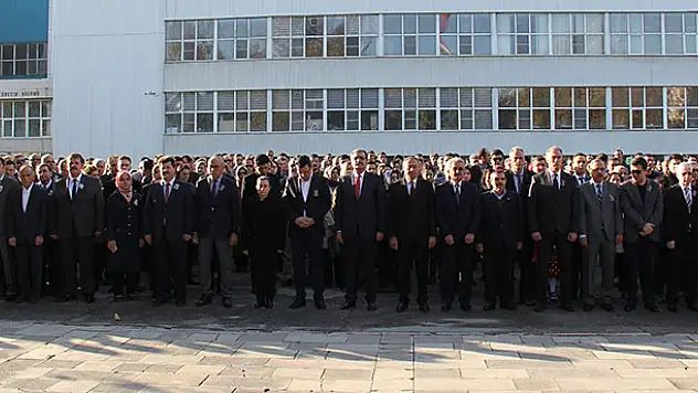 Recep Konuk: 'Atatürk'ün başarısı, sonsuza dek bize ışık tutacak'