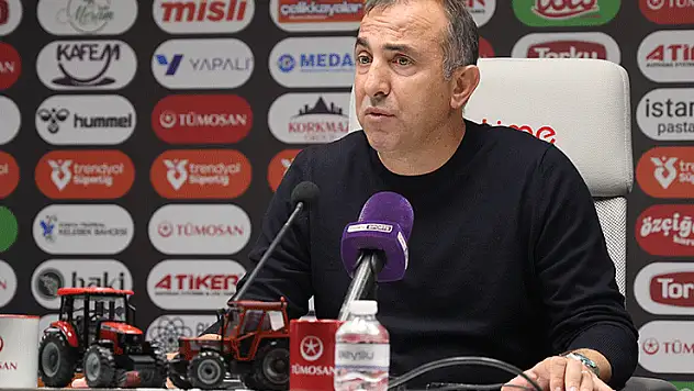 Recep Uçar: 'Doğruyu oynayamamak, finali yapmamak ve bireysel hatalar, bize maçı kaybettirdi'
