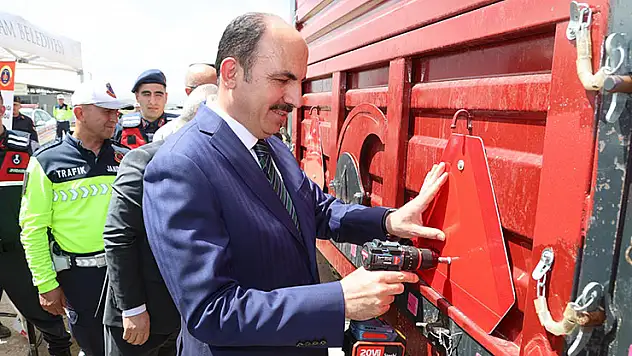 'Reflektör tak görünür ol' projesi ile çiftçilere 10 bin adet reflektör dağıtılacak