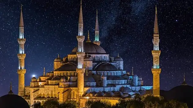 Regaip Kandili mesajları: Yeni ve dualı Regaip Kandiliniz Mübarek Olsun mesajı