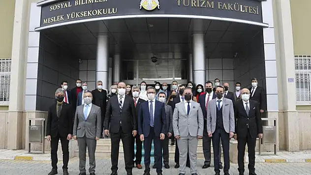 Rektör Aksoy: 'Başarıyı ileri noktaya taşımak istiyoruz'