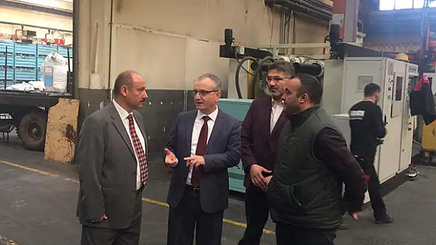Rektör Özçelik, Sanayi Ziyaretlerine Devam Ediyor