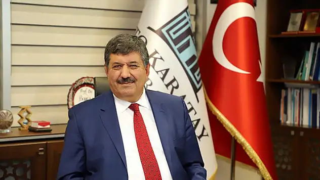 Rektör Sade: '30 Ağustos Zaferi, birlik ve beraberlik ruhunun en somut örneğidir'
