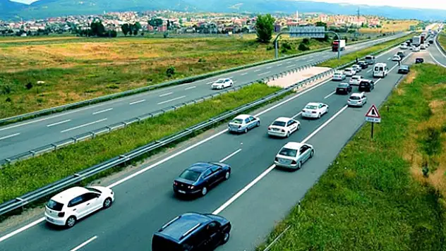 Resmi plakalı araçların ayrıcalıkları kalkıyor
