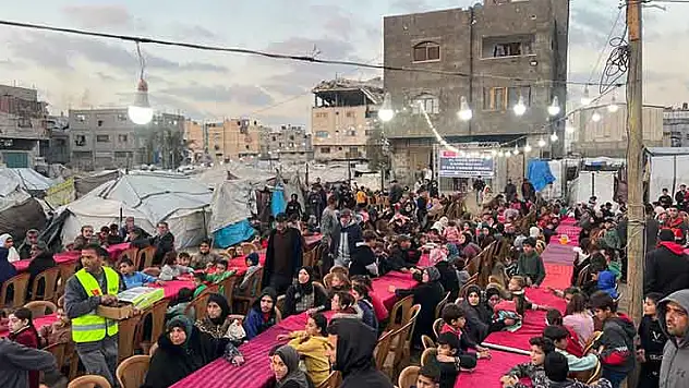 Ribat'tan Gazze'de 50 bin kişilik iftar