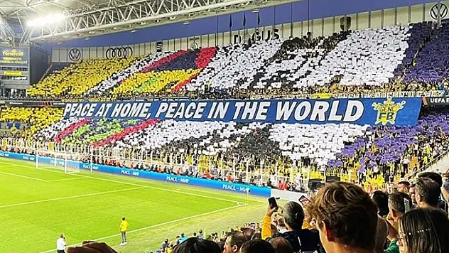 Riyad'da Süper Kupa öncesi Suudi yetkililerden Atatürk posteri ve 'Yurtta sulh, cihanda sulh' sözüne ret! TFF'den Süper Kupa açıklaması
