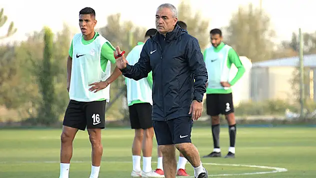 Rıza Çalımbay: 'Beşiktaş maçını kazanmak adına her şeyi yapacağız'