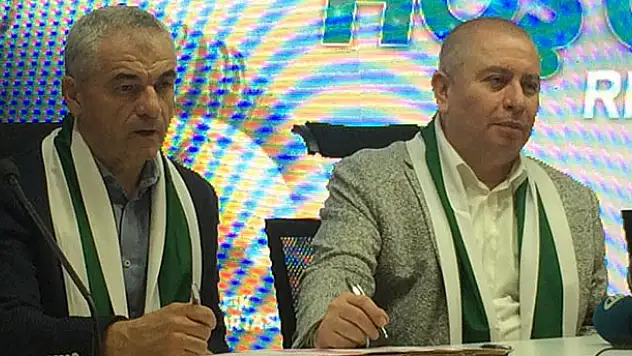 Rıza Çalımbay, Konyaspor'da!