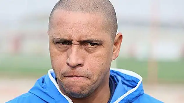 Roberto Carlos istifa etti
