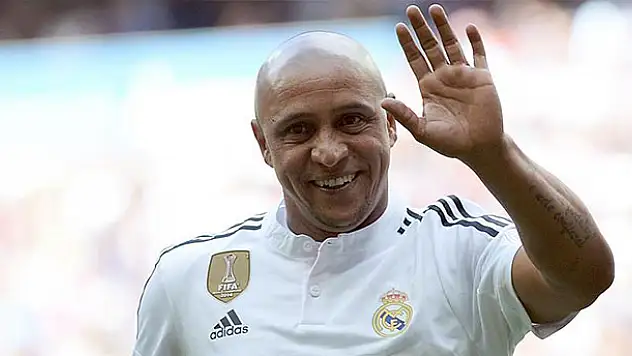 Roberto Carlos Real Madrid'e dönüyor