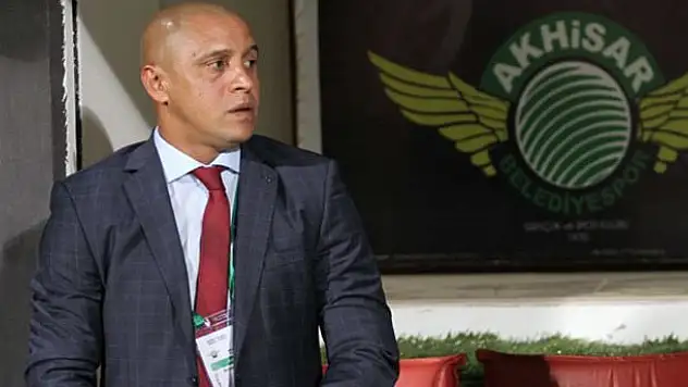 Roberto Carlos'un sözleşmesi feshedildi