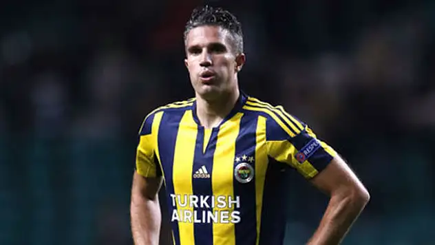 Robin Van Persie: 'Topu alan beni görsün'