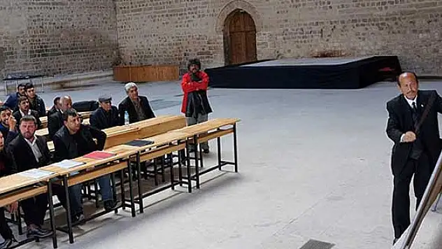 Romanlar mehter takımı için nota öğrenmeye başladı