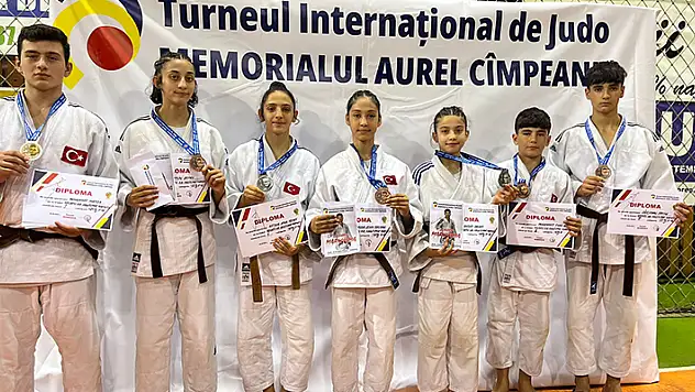 Romanya'da Büyükşehir damgası