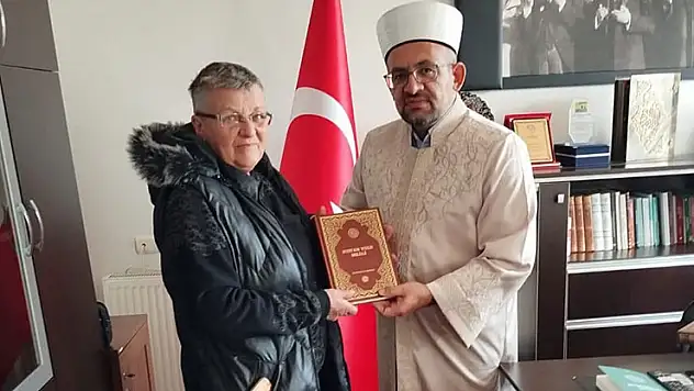 Romanyalı Cornalla, Konya'da Müslüman olup Zehra ismini aldı
