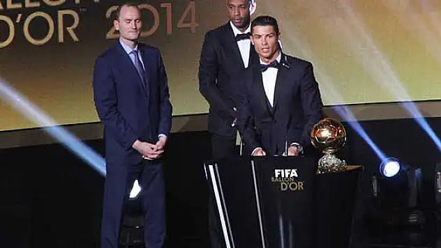 Ronaldo '3'ler kulübü'ne girdi
