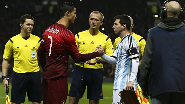 Ronaldo ile Messi 37. kez karşı karşıya geliyor
