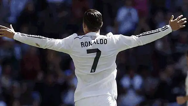Ronaldo'nun gözü Raul'un rekorunda