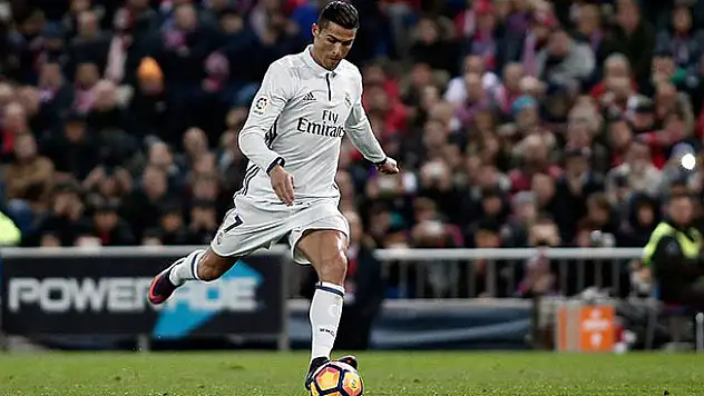 Ronaldo'ya 1 milyar avroluk engel