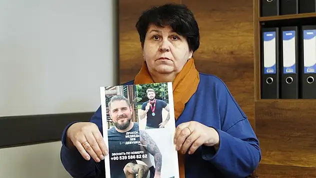 Rus yüzücü Nikolai Andreevich Svechnikov'un annesi Galina Svechnikova: Nihayet oğlumuzun yanımızda olduğunu biliyoruz