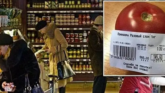 Ruslar isyanda! Domatesin tanesini 6 TL'den yiyorlar