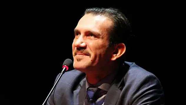 Rüştü Reçber yıllar sonra itiraf etti. Dayak...