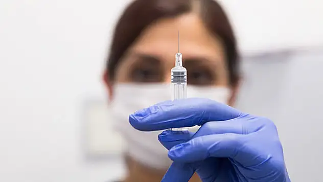 Rusya'da Kovid-19'a karşı toplu aşılama başladı