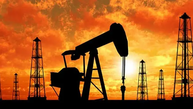 Rusya için kırmızı alarm Petrol fiyatları son 11 yılın en düşük seviyesinde!