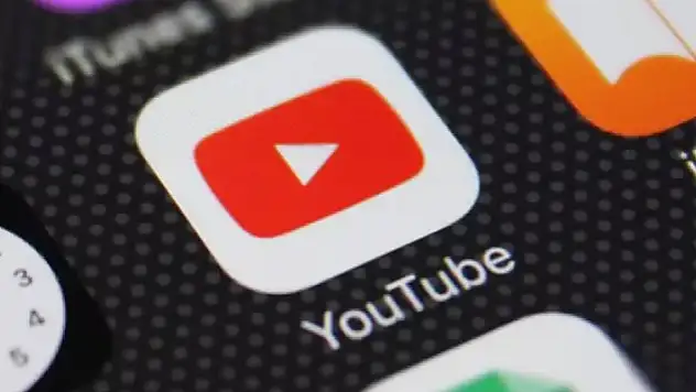 Rusya'ya bir darbe de YouTube'dan geldi