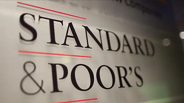 S&P Rusya için büyüme tahminlerini düşürdü