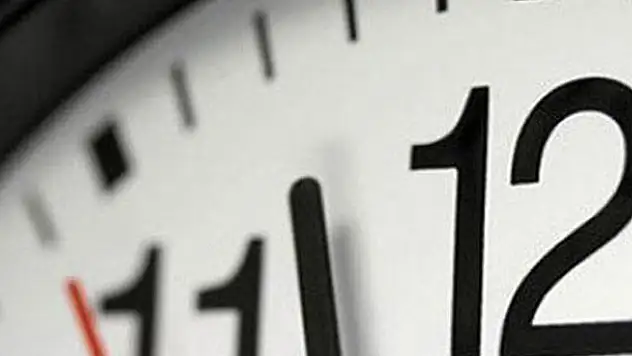 Saatler kaçta ileri alındı? Şu an saat kaç?