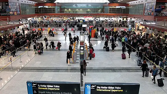 Sabiha Gökçen Havalimanı'nda uçak pistten çıktı