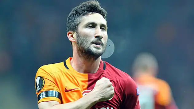 Sabri Sarıoğlu'nun eşi 108. kattan atladı!