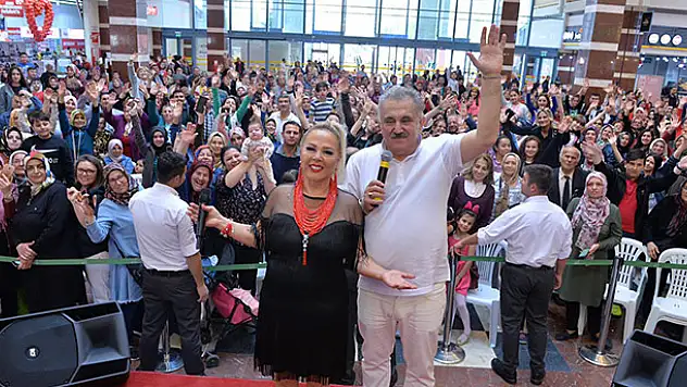 Safiye Soyman ve Faik Öztürk Konya'da
