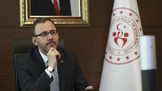 Safları sık tutmalıyız