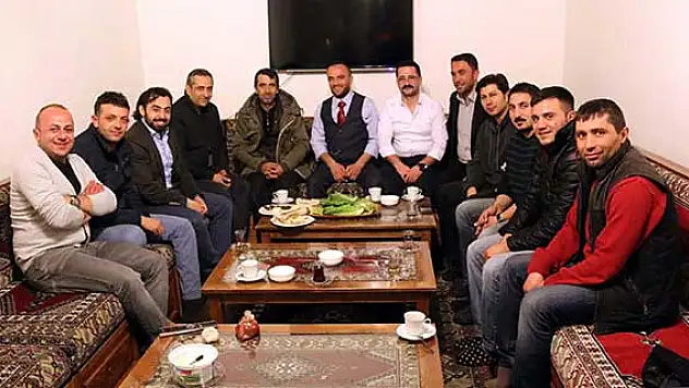 ŞAGİAD yönetim kurulu üyeleri gazetecilerle bir araya geldi