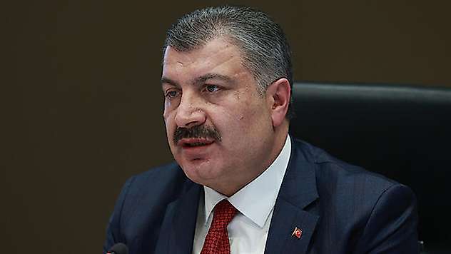 Sağlık Bakanı Fahrettin Koca ilk kez maskelerin çıkarılacağı tarihi açıkladı
