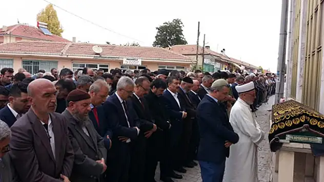 Sağlık Bakanı Koca, Konya'da cenaze törenine katıldı