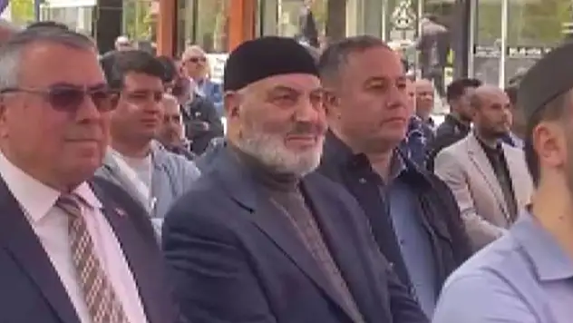 Sağlık Bakanı Koca memleketinde konuştu, babası duygulandı
