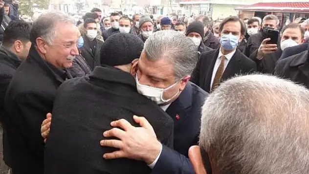 Sağlık Bakanı Koca'nın acı günü! Konya'da babaannesinin cenazesine katıldı

