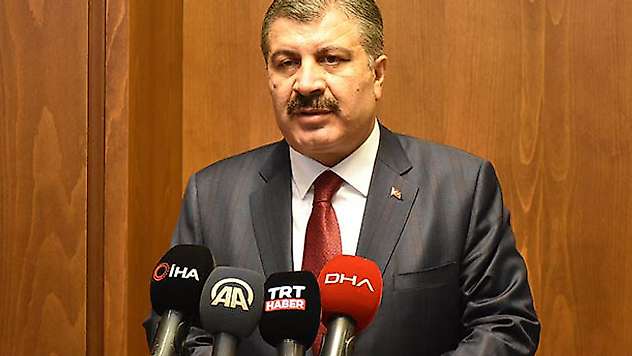 Sağlık Bakanı Koca: Son bir haftadır alınan tedbirler sayesinde vaka artış hızımız kontrol altına alındı