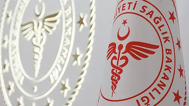 Sağlık Bakanlığı bünyesindeki sağlık çalışanlarına 3 ay ek ödeme yapılacak! Resmi Gazetede yayınlandı