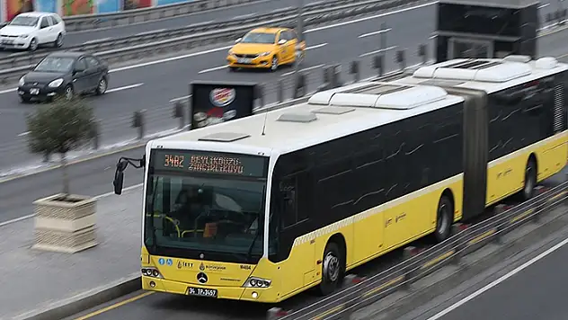 Sağlık çalışanları 31 Aralık'a kadar toplu taşıma hizmetlerinden ücretsiz yaralanacak
